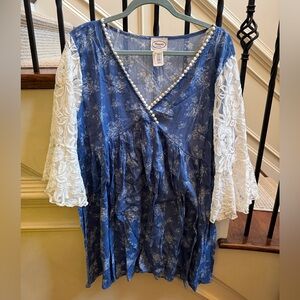 Blue and White Floral Top with Lace Sleeves